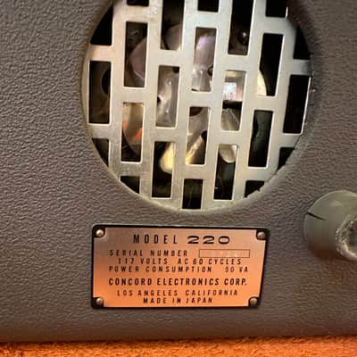 Concord Electronics Corp. Model 220 Tube 1/4" Reel to Reel Tape Recorder 60's image 3