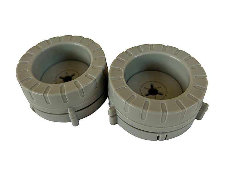 RoXdon NAB Hub Adapter (Tascam Style) for 10.5 inch 1/4" NAB Reels. 1 pair image 1