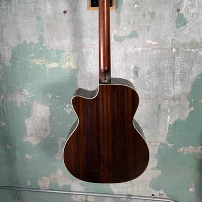 Alvarez Masterworks MF70ce Folk/OM Acoustic Electric Guitar with Cutaway - Natural image 16