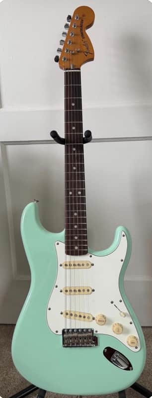 Fender Vintera II 70's Stratocaster and gig bag Rosewood Fingerboard Surf Green image 1
