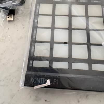 Native Instruments Traktor Kontrol F1 2010s - Black image 5