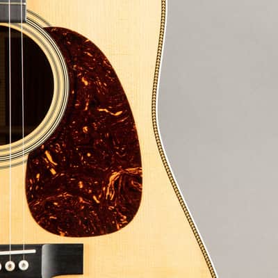 Martin Custom Shop HD-28 2021, Natural image 2