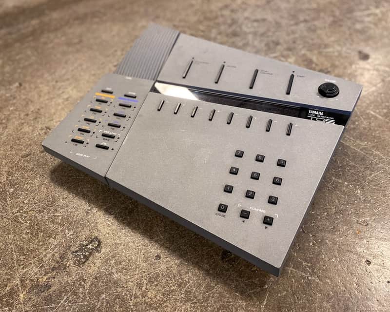 YAMAHA TQ5 Tone Generator | Reverb Canada