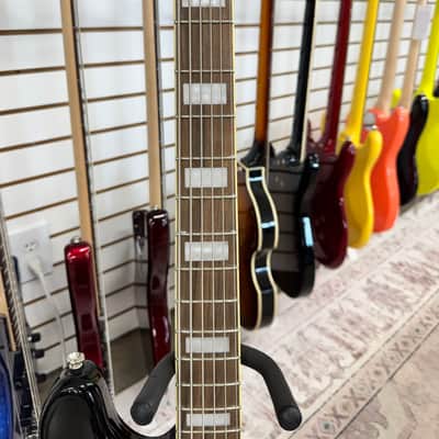 Squier Classic Vibe Bass VI - 3-Color Sunburst image 3