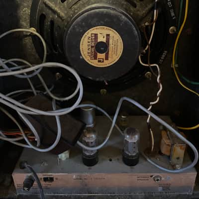 Gibson Super-Medalist late 60s 2x12 combo Guitar Amp image 13