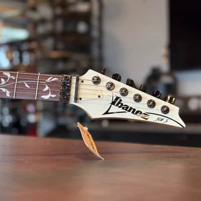 Ibanez JEMJR-WH Steve Vai Signature with Rosewood Fretboard 2015 - 2017 - White image 3