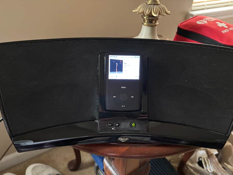 Klipsch iGroove HG mid 2000's - Black image 1