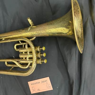 Yamaha YAH-201 Eb Alto Horn 3 Piston Vintage Brass Instrument Untested image 4