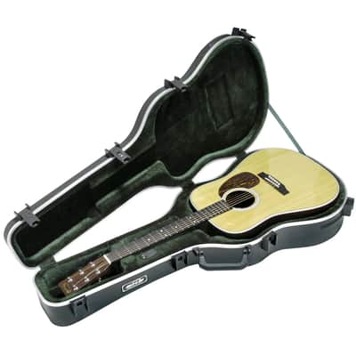 SKB 18 Acoustic Dreadnought Deluxe Guitar Case image 6