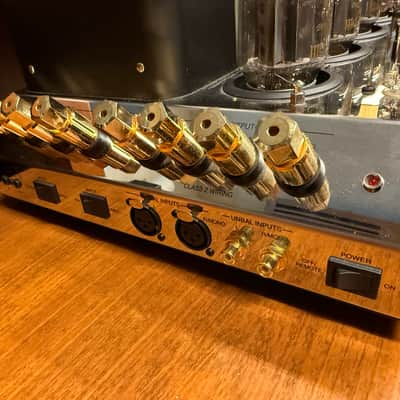 McIntosh MC275 MK VI 75-Watt Stereo Tube Power Amplifier 1961 - 1971 - Silver image 2