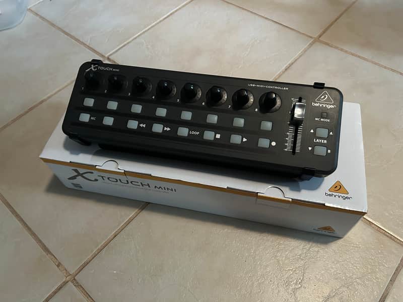 Behringer X-TOUCH MINI Ultra-Compact USB DAW Control Surface 2015 - Present - Standard image 1
