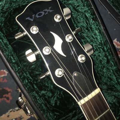 Vox Virage Electric Guitar White w/ Flight Case Owned by The Temper Trap image 2