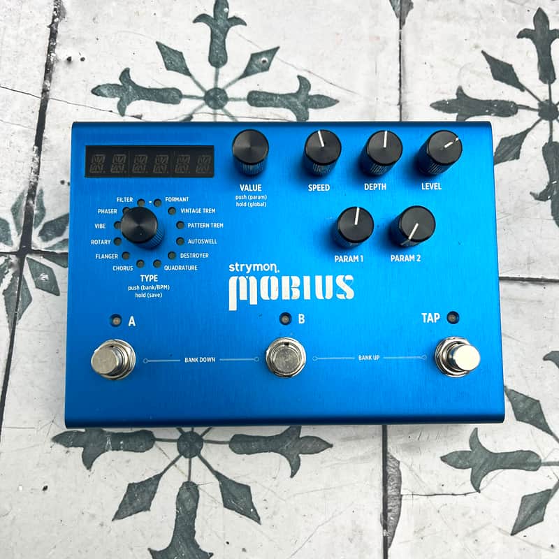 Strymon Mobius