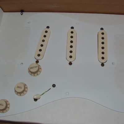 Seymour Duncan Antiquity Texas Hot Pickguard Assembly New with Warranty image 3