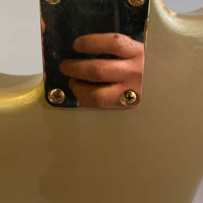 Fender Stratocaster 50th Anniversary 2004 - Gold image 9