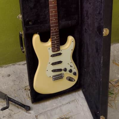 Fernandes The Revival JAPAN Stratocaster RST50 Olympic White w/ original case image 9