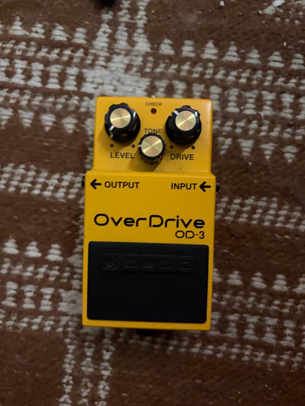 Boss OD-3 OverDrive (Silver Label) 1997 - Present - Yellow image 1