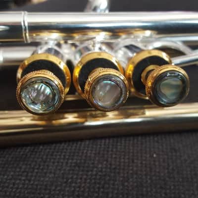 C Trumpet image 3