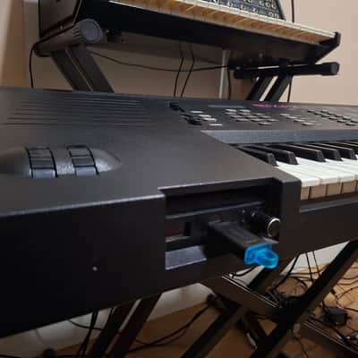 E-MU Systems Emax II 61-Key 16-Voice Sampler Workstation 1989 - Black image 7