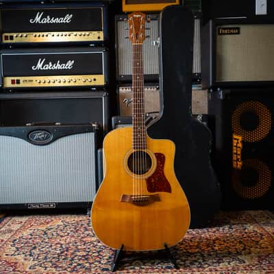 Taylor 210ce – 2008 – Natural – Very Good Condition – With Original Hardshell Case image 2
