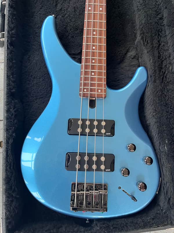 Yamaha TRBX304 2023 - Factory Blue image 1