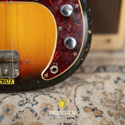 Fender Precision Bass 1968 - Sunburst image 6