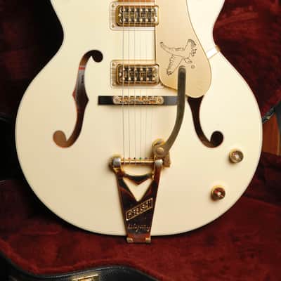 Gretsch G6136T-LTV White Falcon Hollowbody Electric Guitar 2010 Pre-Owned image 24
