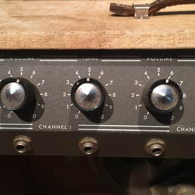 Lectrolab R600C Vintage Combo Guitar/Harp Amplifier 1950/60's Classic Tweed image 6