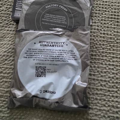 D'Addario EXL220TP Twin pack. Nickel Wound Long Scale Super Light Bass Guitar Strings, 40-95 Nickel image 3
