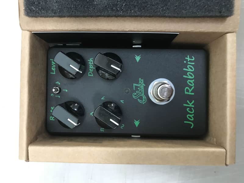 Suhr Jack Rabbit Analog Tremolo Pedal Black image 1