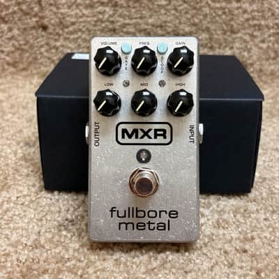 MXR M116 Fullbore Metal Guitar Effects Pedal image 3