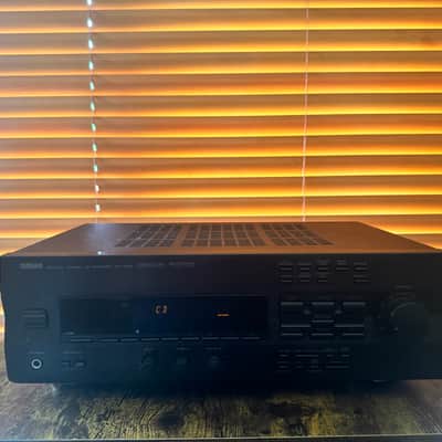 Vintage Yamaha RX V492 receiver image 3