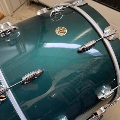 Gretsch Usa Custom Cadillac Green Gloss 22x14 bass drum 2025 - Gloss image 2