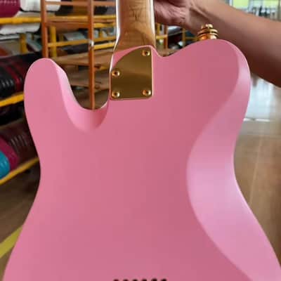 Electric Guitar Curved Neck Plate Stainless Steel Neck Joint Plate Compatible with Strat St Telecaster Tele Electric Bass Guitar Replacement Parts Gold image 5