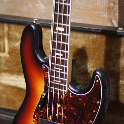 Maya 4 String Bass 1970's - Sunburst image 8