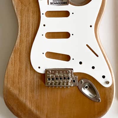 Fender Stratocaster Model Kit - Build Your Own Mini Strat! Kit by Axe Heaven Bild 3