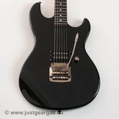 G&L Tribute Series Rampage Jerry Cantrell Signature with Ebony Fretboard 2010 - 2018 - Black image 3