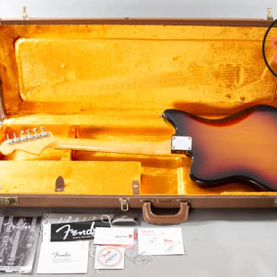 2008 Fender American Vintage ’62 AVRI Jazzmaster 3-Tone Sunburst Nitro w/ OHSC image 6