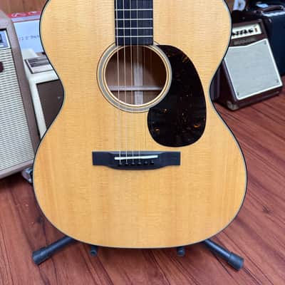 Martin Standard Series 000-18 Acoustic Guitar -Natural- w/Hard Case- New! image 5
