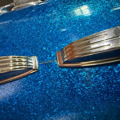 Ludwig Vintage Drumset 22”-12”-13”-16” 1970s - Blue Sparkle image 4