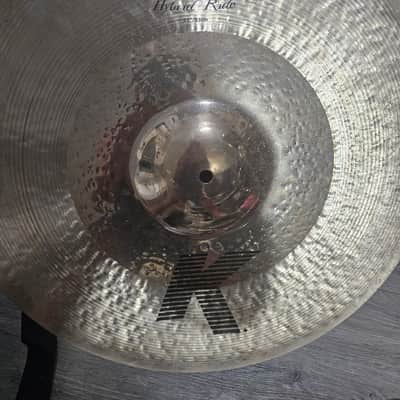 Zildjian KCH390 K Custom Hybrid Box Set 14.25/17/21" Cymbal Pack 2010 - Present - Traditional / Brilliant + Bag image 4