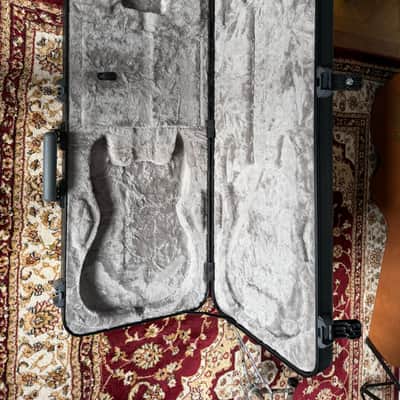 Fender American Professional Stratocaster with Maple Fretboard 2018 Black, Seymour Duncan Hot Stack pickup and Fender pearlescent pick guard image 10