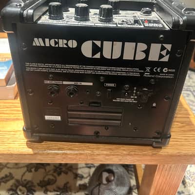 Roland Micro Cube Guitar Anplifier image 3