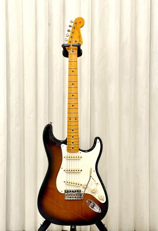 Fender Eric Johnson Signature '54 "Virginia" Stratocaster 2020 - Present - 2-Color Sunburst