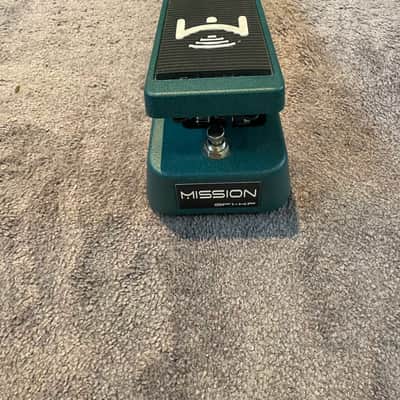 Kemper Amps Profiler Stage + Mission Engineering EP1-KP Expression Pedal + SKB flight case image 10