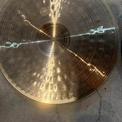 Paiste 14" Signature Dark Crisp Hi-Hat Cymbals (Pair) 1989 - Present - Traditional image 5