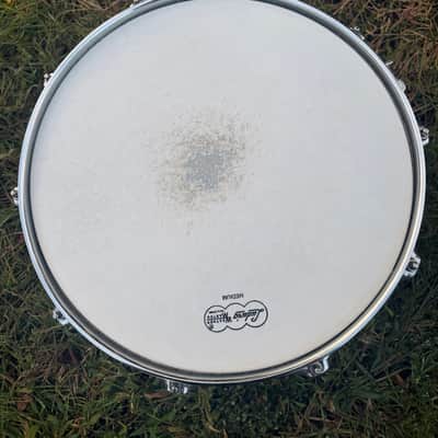 Ludwig LM402 Supraphonic 6.5x14" 10-Lug Aluminum Snare Drum 1985 - Present - Chrome-Plated image 4