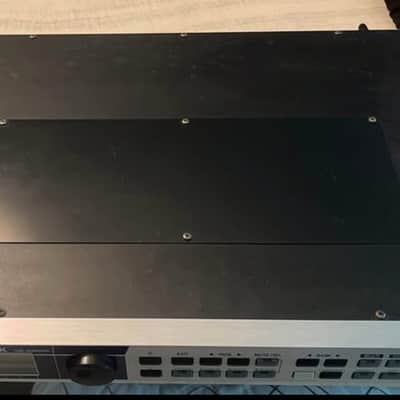 Yamaha Motif Rack Tone Generator 2000s - Gray image 2