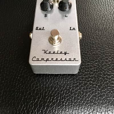 Keeley Compressor 2 Knob s/n 2789 USA signed by Robert Keeley, as