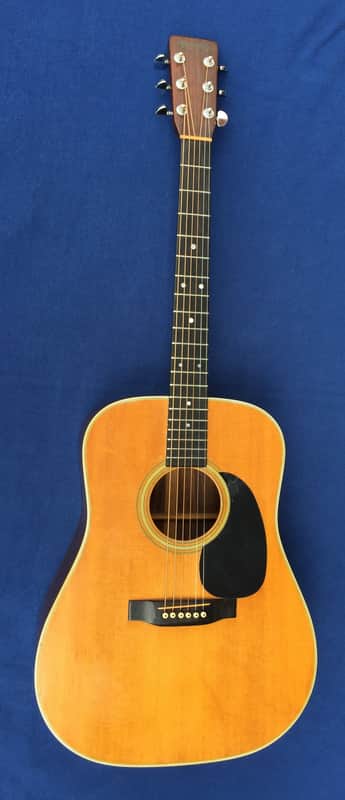 Martin D-28 1974 Natural image 1